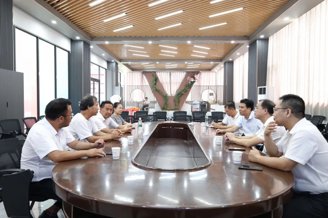 【红领浔州 铸魂育人】桂平市委领导深入乐鱼网页版登录入口-乐鱼(中国)指导开学工作